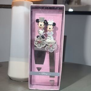 Disney Mickey and Minnie Cake Knife Set - Pink and Silver